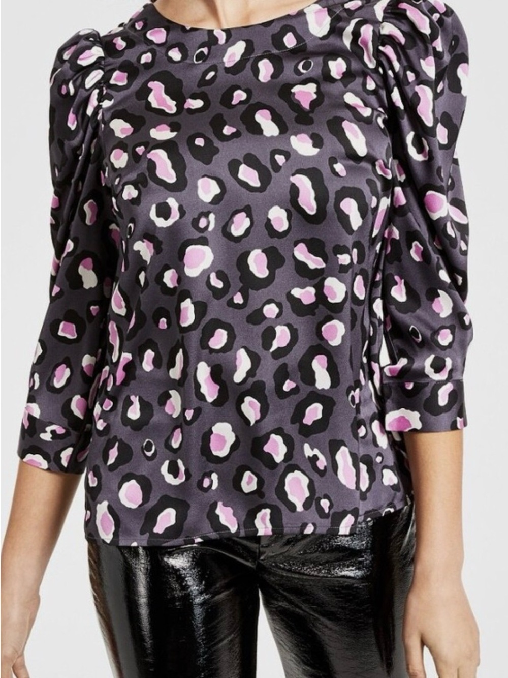 Bar III Cheetah Print Puff-Sleeve Top
